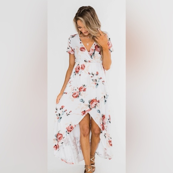 Viamor Dresses & Skirts - Chic White Floral High Low Dress Size Medium